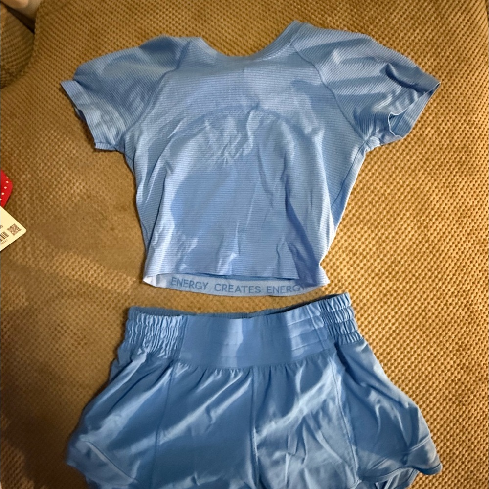Lululemon swiftly tech cropped short sleeve and hotty hot high rise 2.5” set